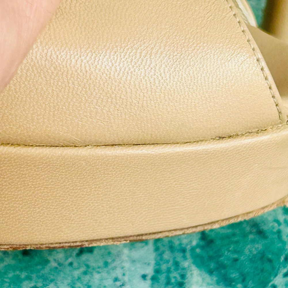 Jimmy Choo Beige Peep-Toe   Leather Heels 8 - Picture 6 of 12